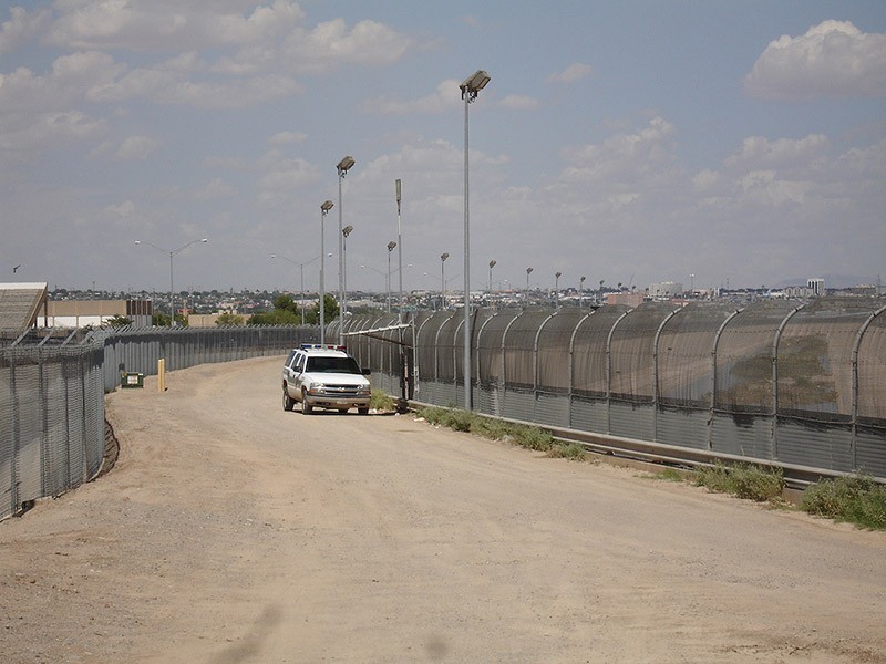 borderwalls18 10 мрачных пограничных стен, разделяющих мир