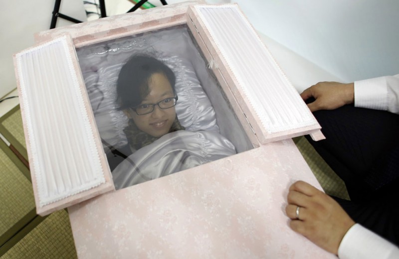 123 800x519 Новая мода в Японии: организация похорон при жизни