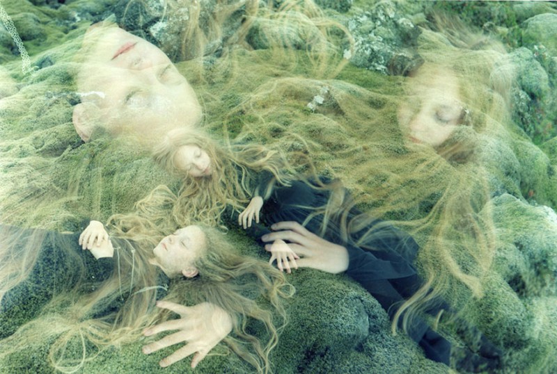 16 800x538 Исландские девочки близнецы, которые видят одинаковые сны