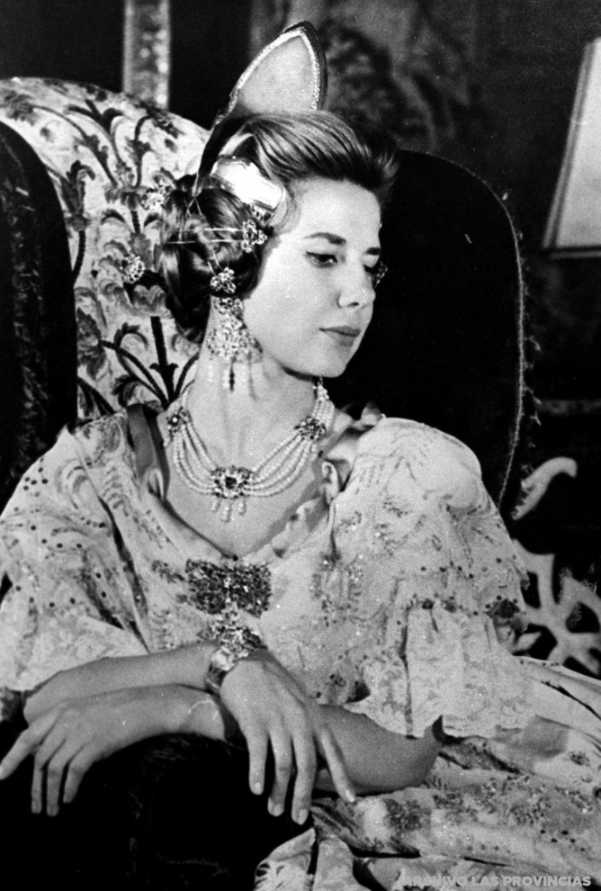 2bt2t2it322229 668x990 Умерла герцогиня де Альба, эксцентричная и титулованная аристократка