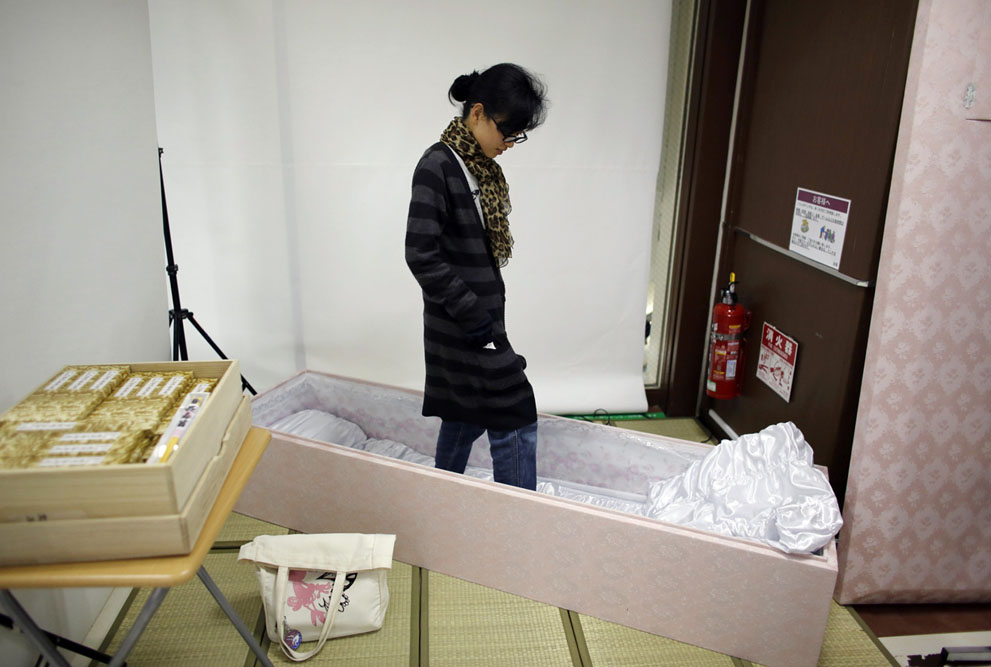 94 Новая мода в Японии: организация похорон при жизни