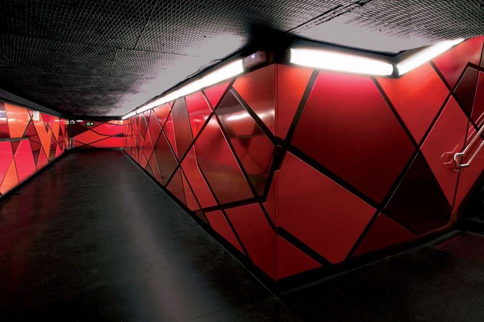 MetroStations36 17 самых волшебных станций метро со всего мира