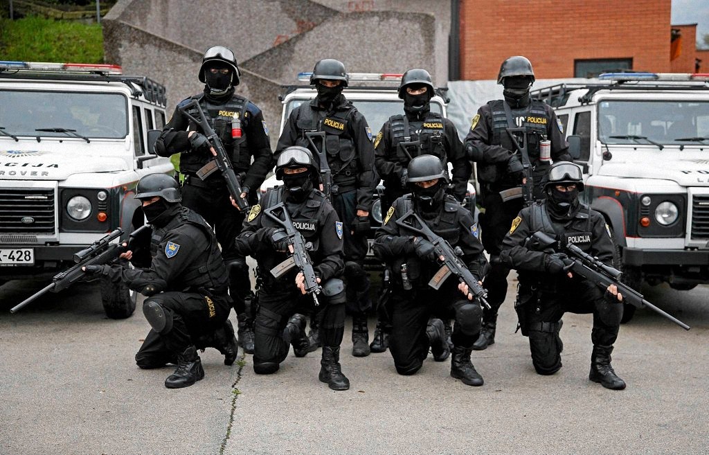 worldpolice09 Применение оружия полицией в разных странах
