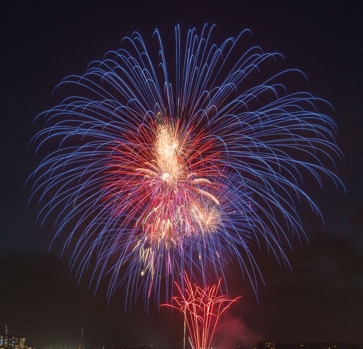 fireworks15 Лучшие новогодние фейерверки со всего мира