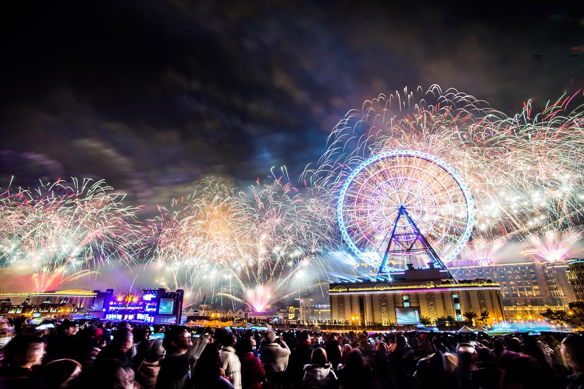 fireworks22 Лучшие новогодние фейерверки со всего мира