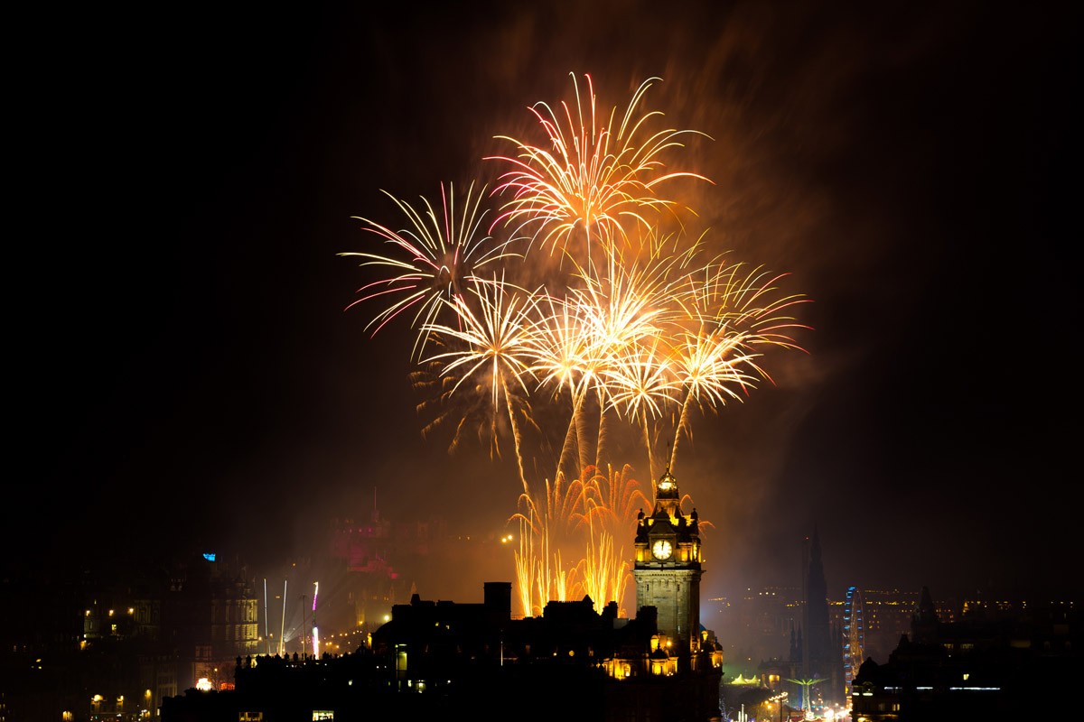 fireworks34 Лучшие новогодние фейерверки со всего мира