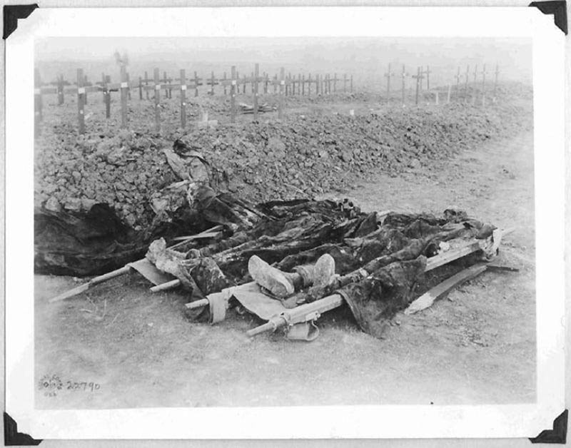 1373 Фотографии времен Первой мировой войны, запрещенные цензурой