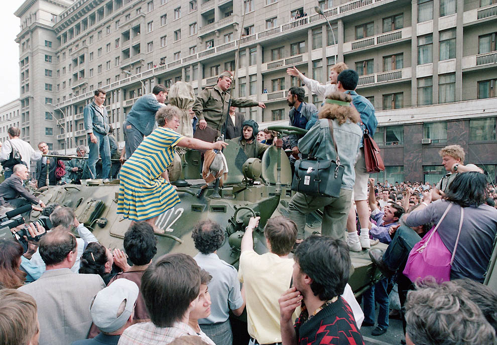 793 Самые яркие кадры последних месяцев существования СССР
