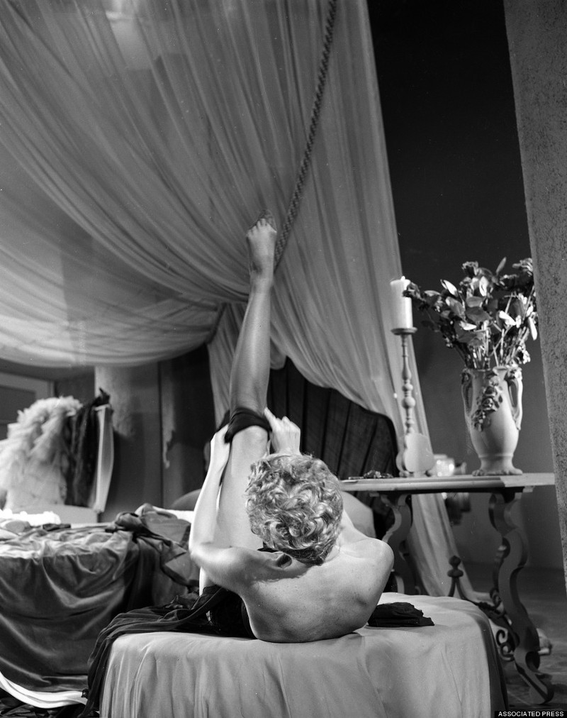 burlesque08 Краткая, но потрясающая история бурлеска в 1950 х годах