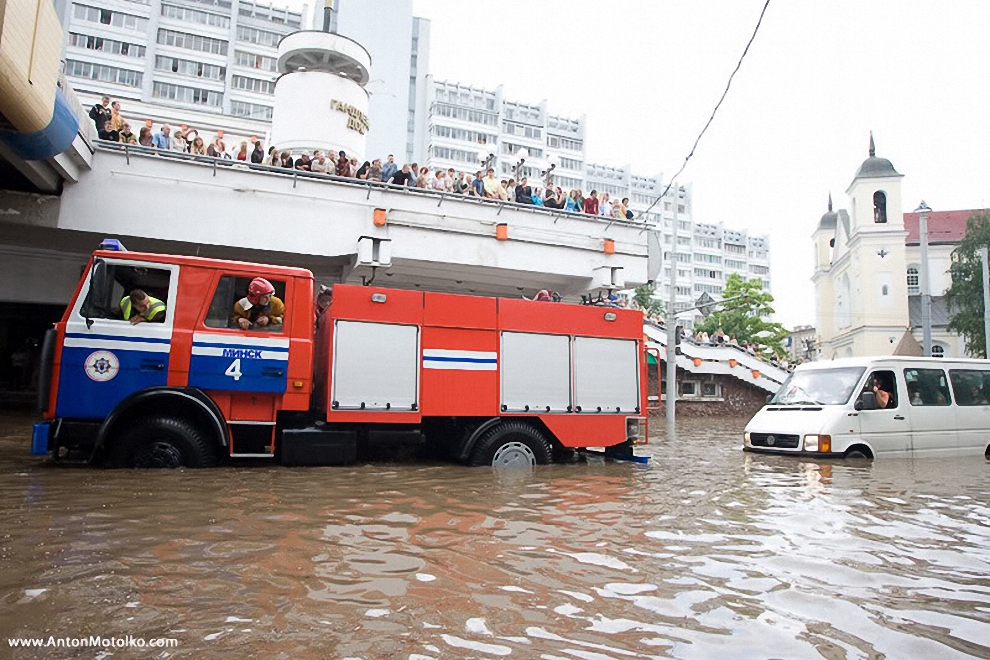 Фотография: Новый потоп в Минске 24 июля 2009 года №26 - BigPicture.ru