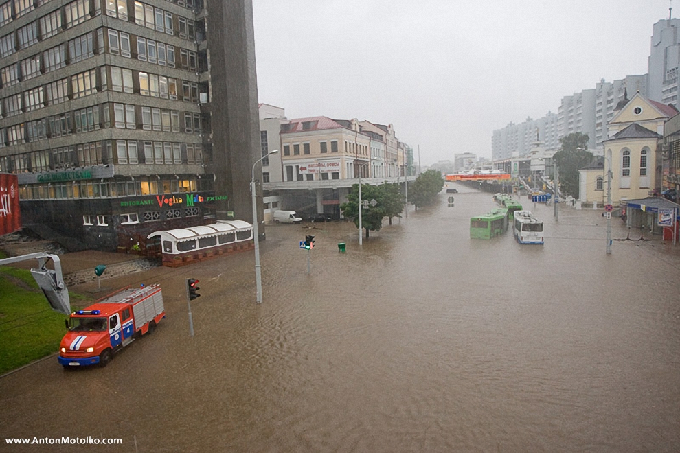 Фотография: Новый потоп в Минске 24 июля 2009 года №35 - BigPicture.ru