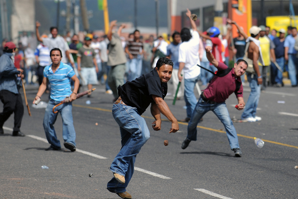 Фотография: Государственный переворот в Гондурасе №12 - BigPicture.ru