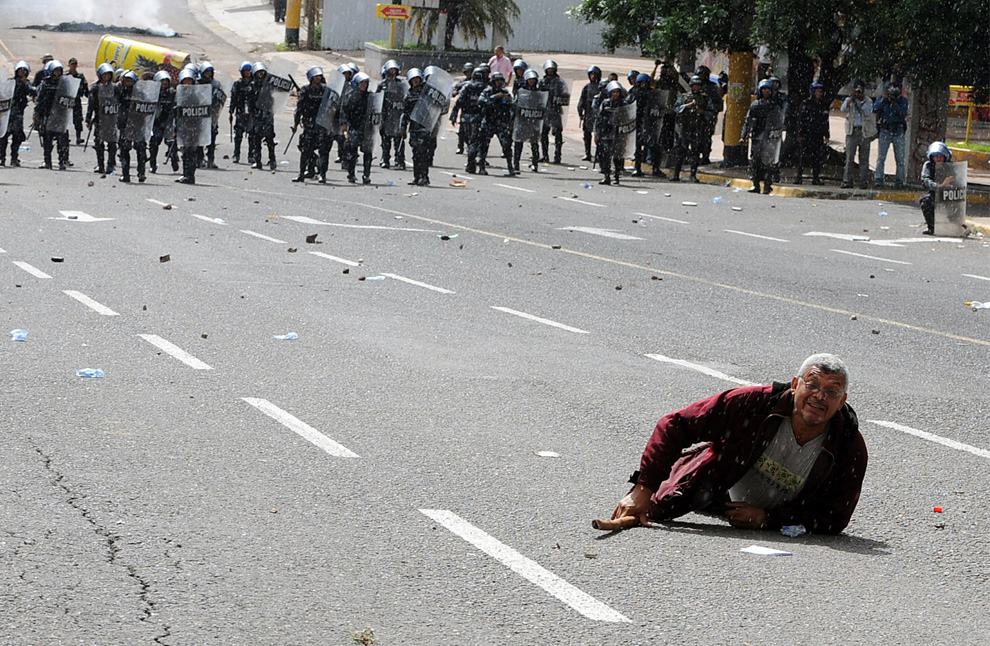 Фотография: Государственный переворот в Гондурасе №24 - BigPicture.ru