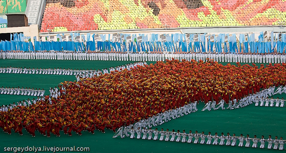 Фотография: Грандиозное шоу гимнастов в Северной Корее №17 - BigPicture.ru