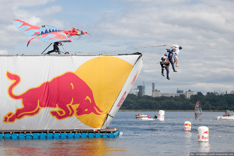 Фотография: Red Bull Flugtag в Москве №20 - BigPicture.ru