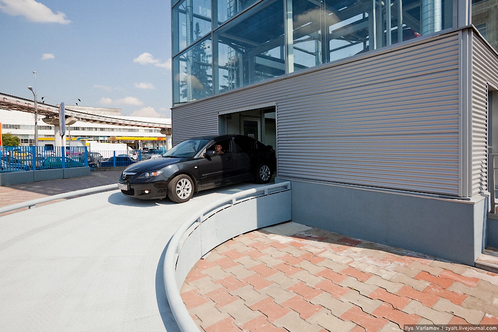 Фотография: Многоэтажный автоматизированный паркинг №22 - BigPicture.ru