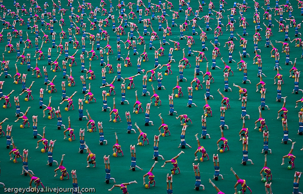 Фотография: Грандиозное шоу гимнастов в Северной Корее №36 - BigPicture.ru