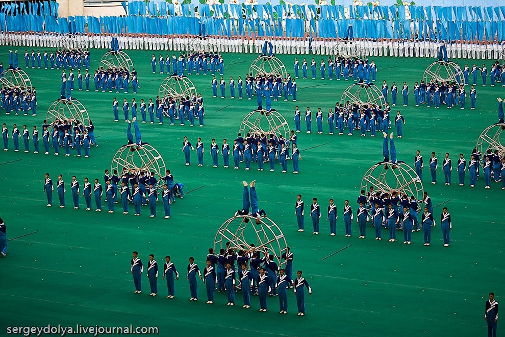 Фотография: Грандиозное шоу гимнастов в Северной Корее №43 - BigPicture.ru