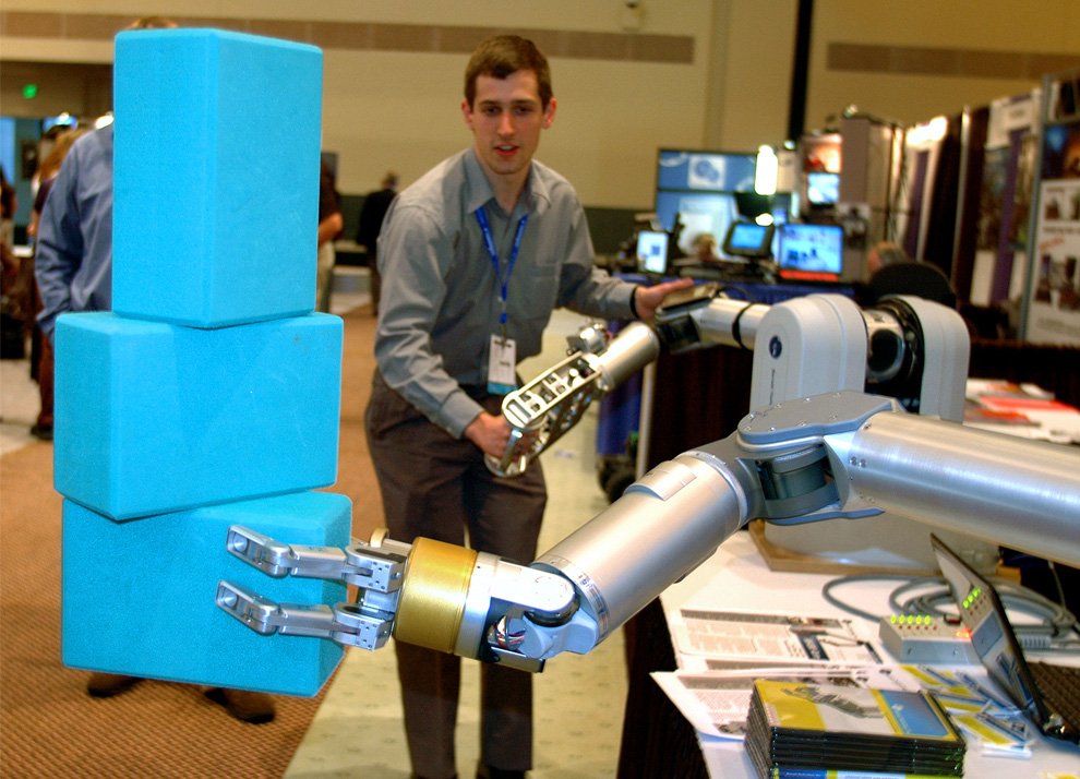 Можно робота нового. Современные роботы. Роботы нового поколения. Современная робототехника. Современные технологии роботы.