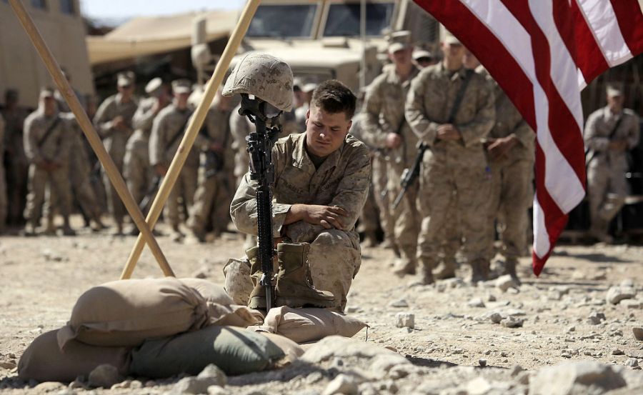 Фотография: Смерть морпеха в Афганистане №6 - BigPicture.ru