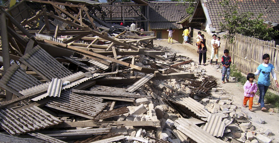 Фотография: Землетрясение в Индонезии №3 - BigPicture.ru