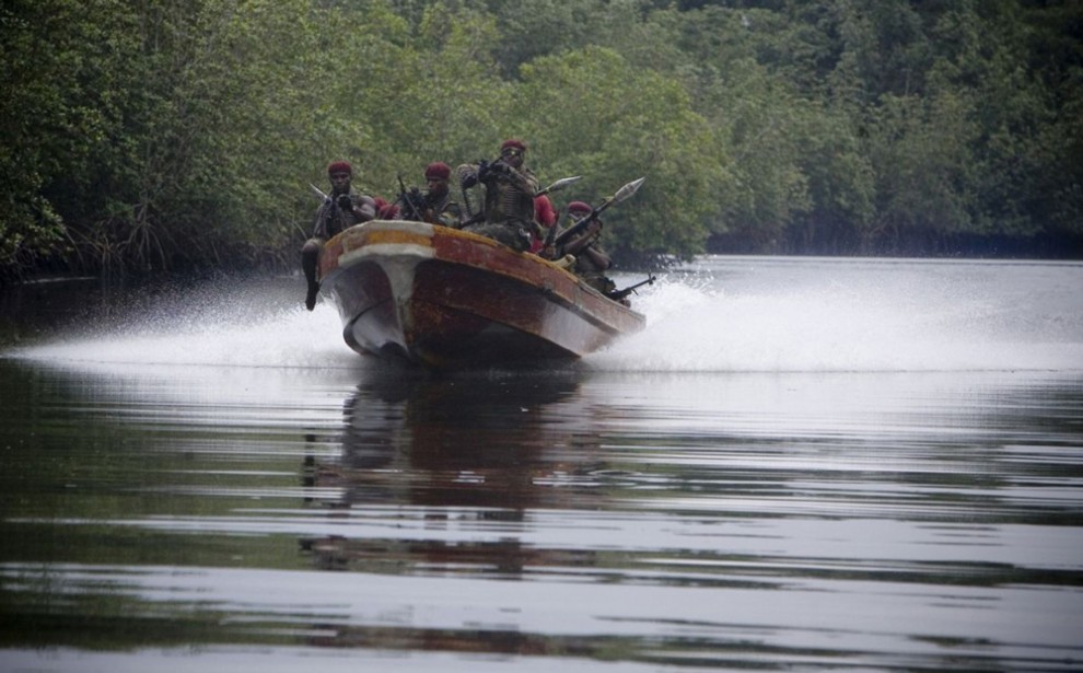 Фотография: Нигерийские нефтяные пираты №10 - BigPicture.ru