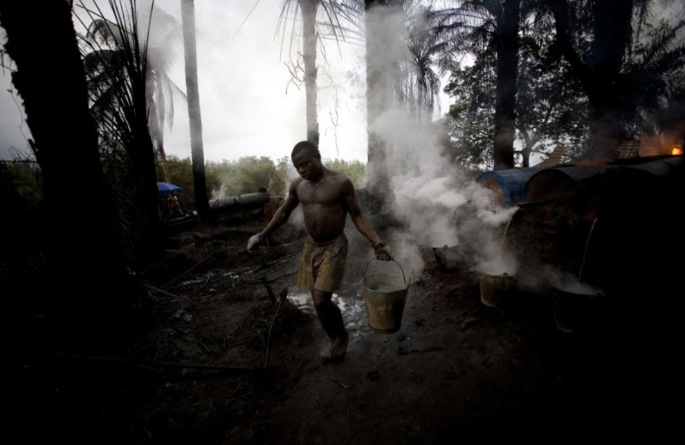 Фотография: Нигерийские нефтяные пираты №25 - BigPicture.ru