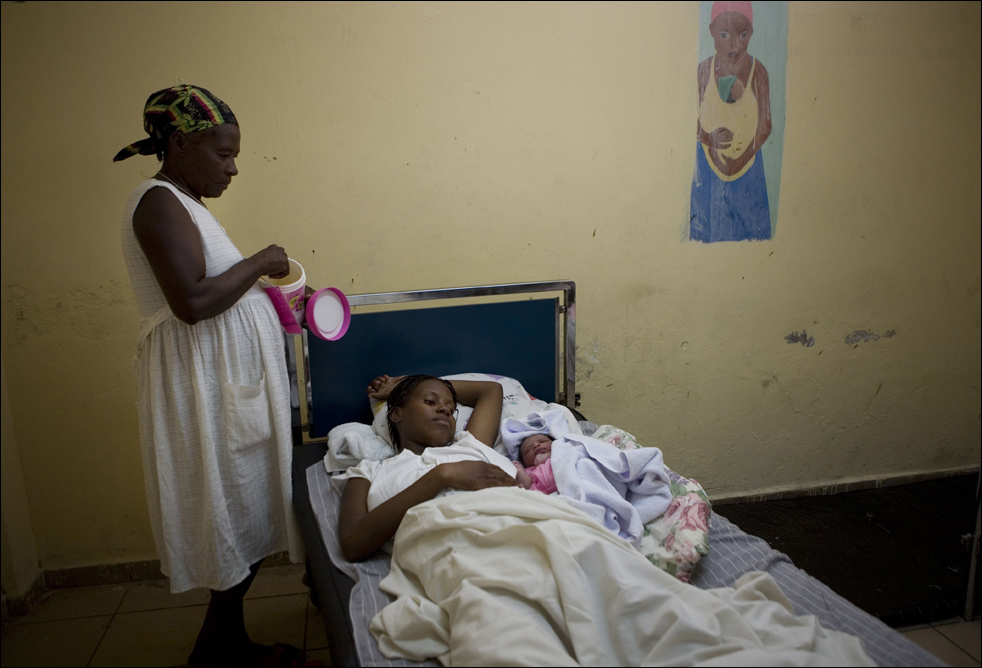Фотография: Родильное отделение на Гаити №16 - BigPicture.ru