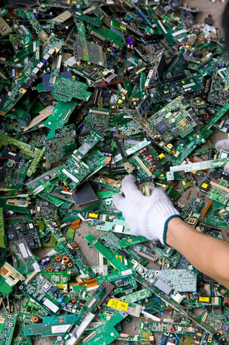 Фотография: Утилизация электроники в Китае №14 - BigPicture.ru