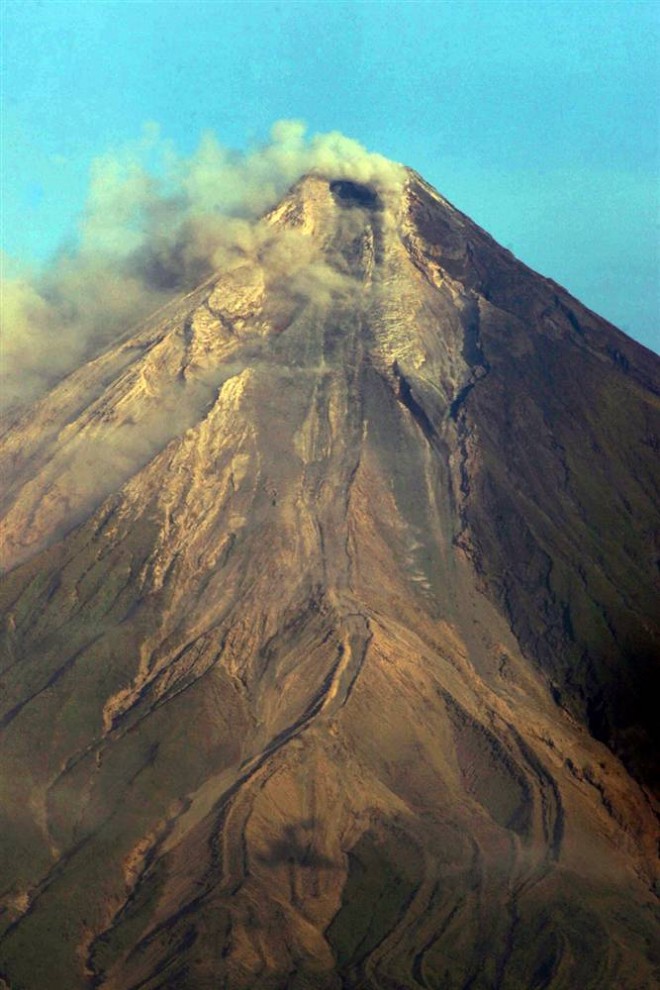 Фотография: Извержение вулкана на Филиппинах №6 - BigPicture.ru