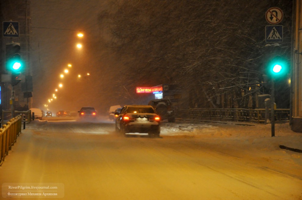 Фотография: Необычный снегопад в Москве №11 - BigPicture.ru