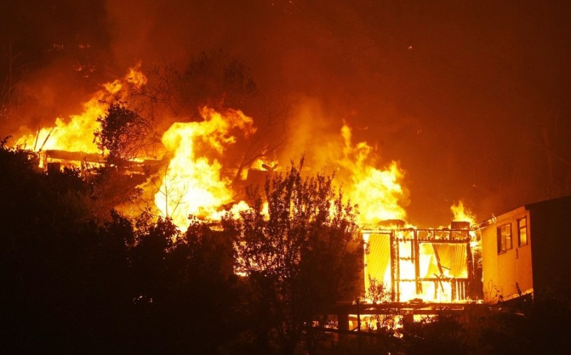 Фотография: Лесные пожары в Чили №1 - BigPicture.ru