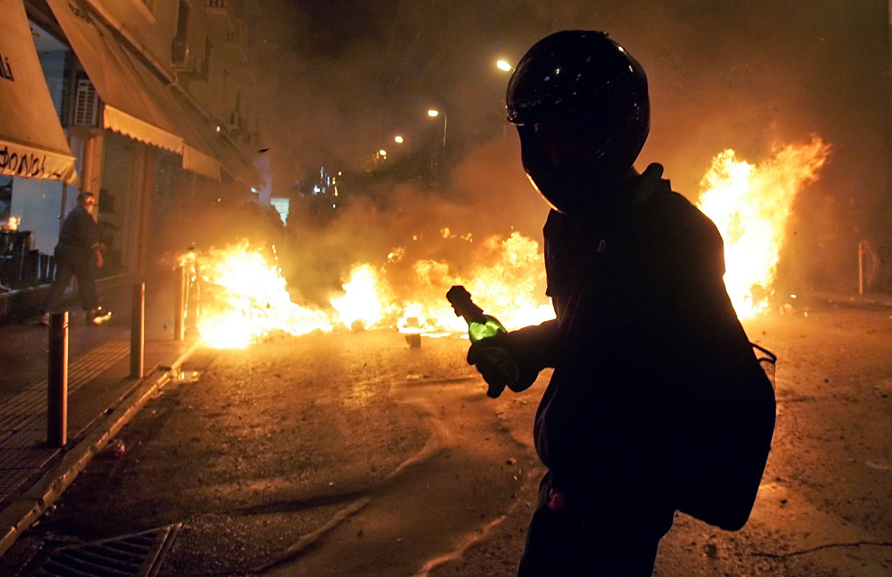 Фотография: Беспорядки в Греции - год назад №7 - BigPicture.ru