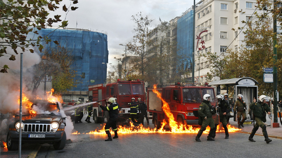 Фотография: Беспорядки в Греции - год назад №31 - BigPicture.ru