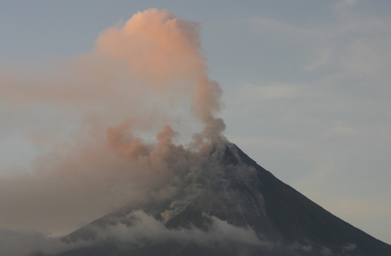 Фотография: Извержение вулкана на Филиппинах №9 - BigPicture.ru
