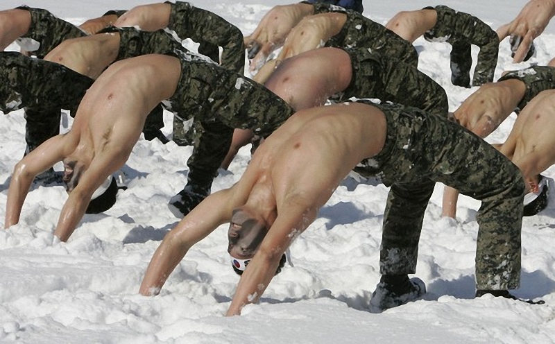 Фотография: Ежегодные зимние военные учения в Южной Корее №2 - BigPicture.ru