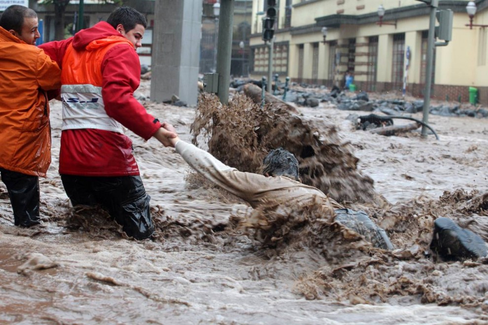 Фотография: Наводнение на Мадейре №11 - BigPicture.ru
