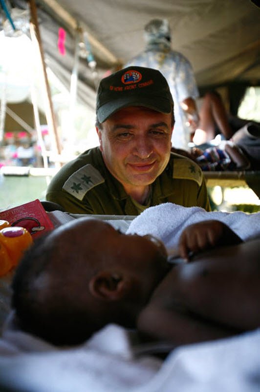 Фотография: Гаити: чудесные спасения №20 - BigPicture.ru