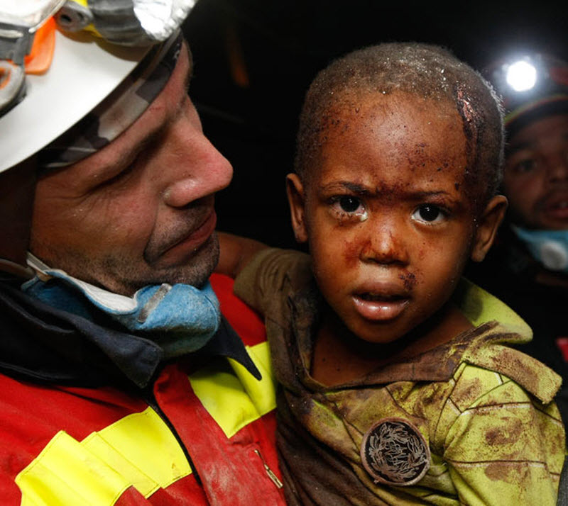 Фотография: Гаити: чудесные спасения №23 - BigPicture.ru