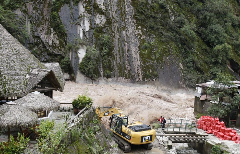 Фотография: Сильнейшее наводнение в Перу №12 - BigPicture.ru