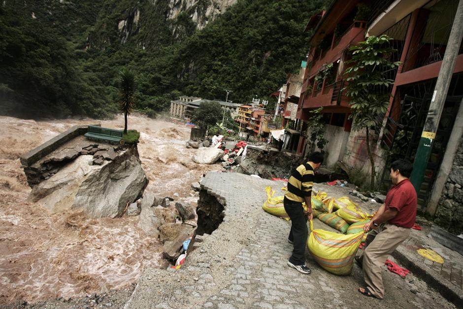 Фотография: Сильнейшее наводнение в Перу №4 - BigPicture.ru