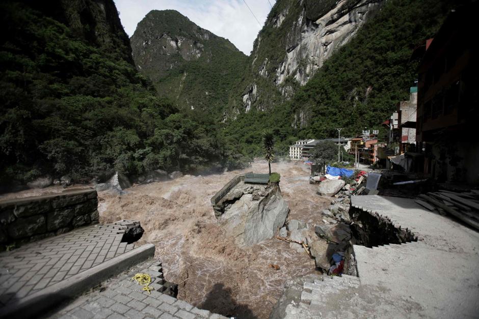 Фотография: Сильнейшее наводнение в Перу №3 - BigPicture.ru