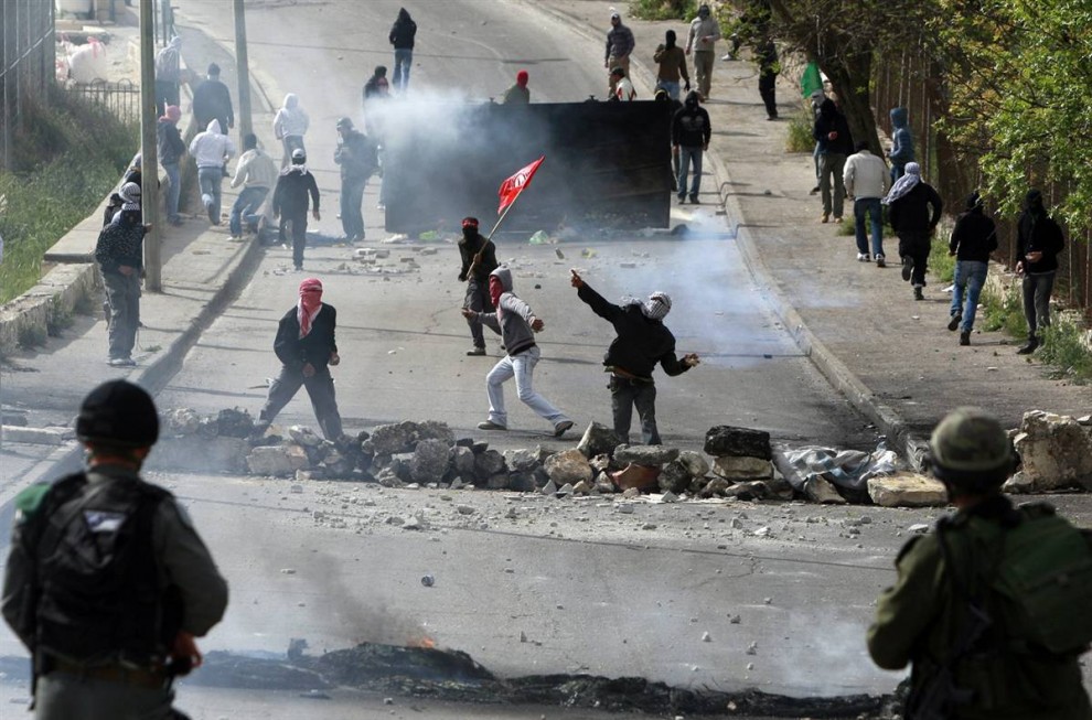 Фотография: Беспорядки в Восточном Иерусалиме №3 - BigPicture.ru
