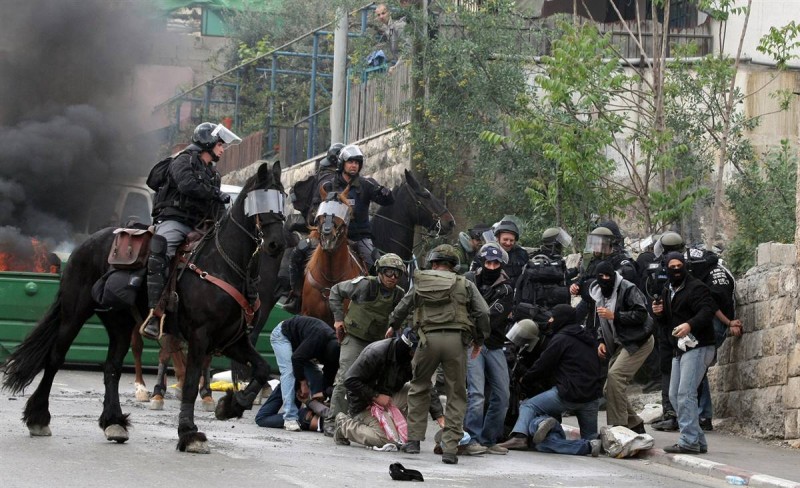 Фотография: Беспорядки в Восточном Иерусалиме №1 - BigPicture.ru