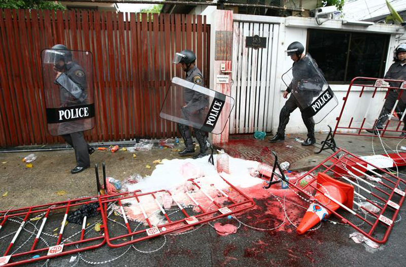 Фотография: Кровавая акция протеста в Таиланде №15 - BigPicture.ru
