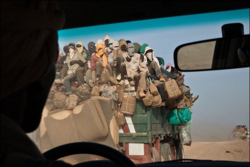 Фотография: Африканские мигранты - трудный путь в Европу. №1 - BigPicture.ru