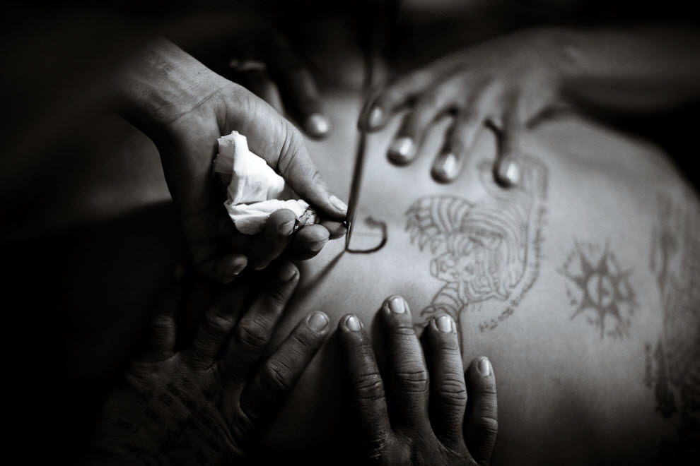 Фотография: Тайские защитные татуировки №3 - BigPicture.ru
