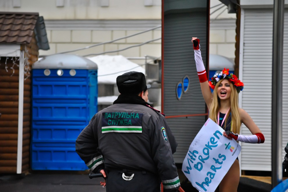 Фотография: Femen: Акция 