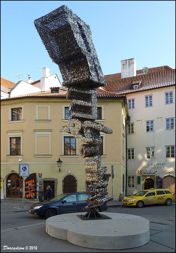Фотография: Статуя из ключей в Праге №9 - BigPicture.ru