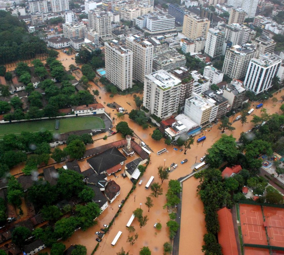 Фотография: Наводнение в Бразилии (Часть 2) №9 - BigPicture.ru